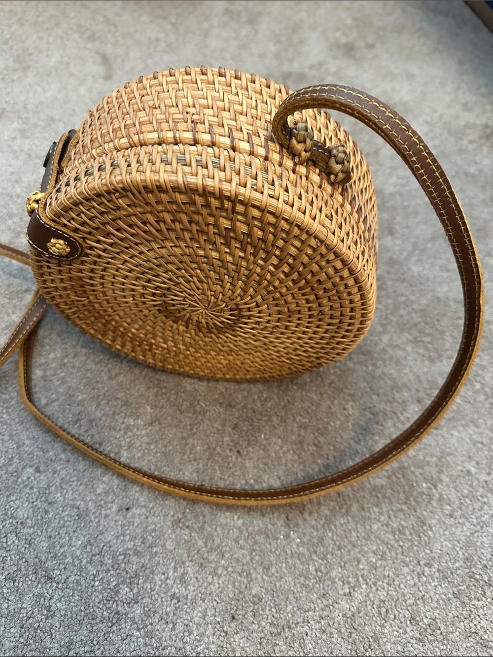 Woven Round Straw Crossbody Bag in Natural Brown - Picture 3 of 10